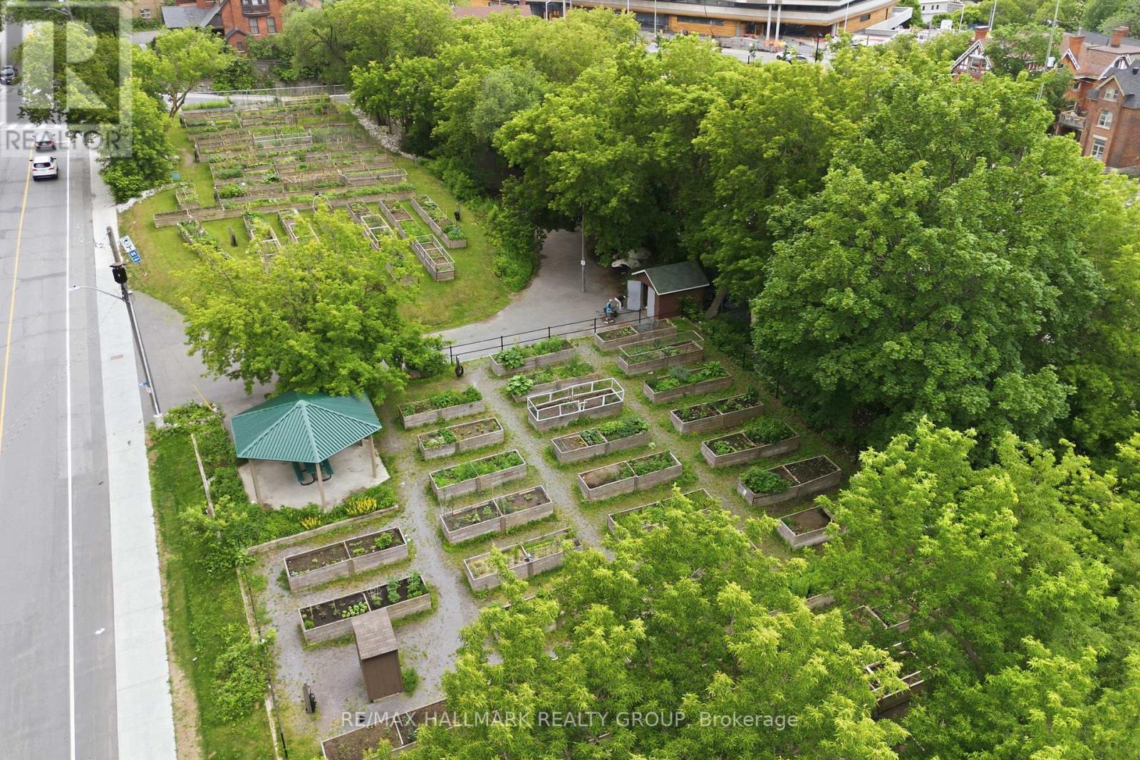 #2301 570 LAURIER AVENUE W - 44