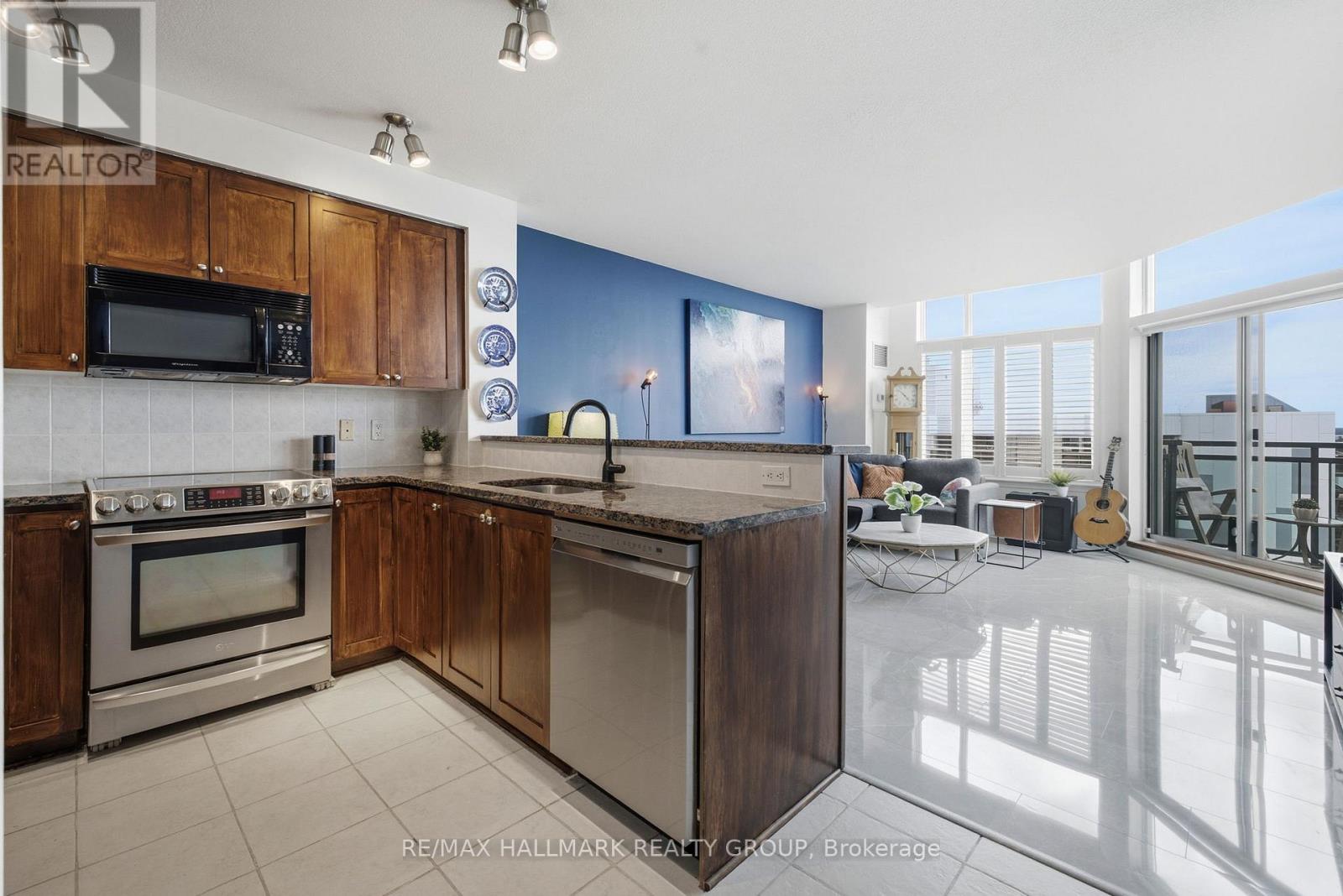 #2301 570 LAURIER AVENUE W - 8