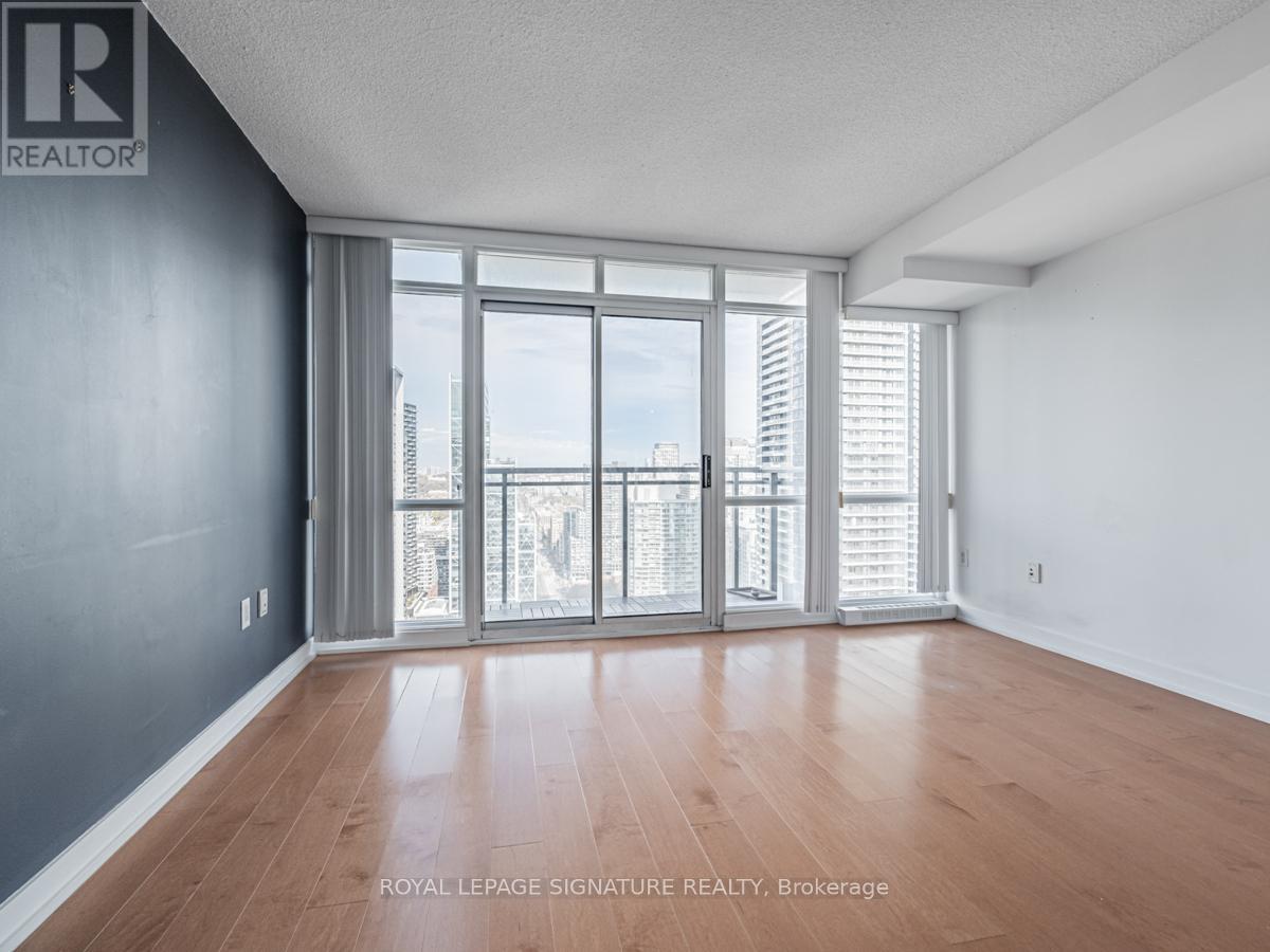 #5005 11 BRUNEL COURT - 11