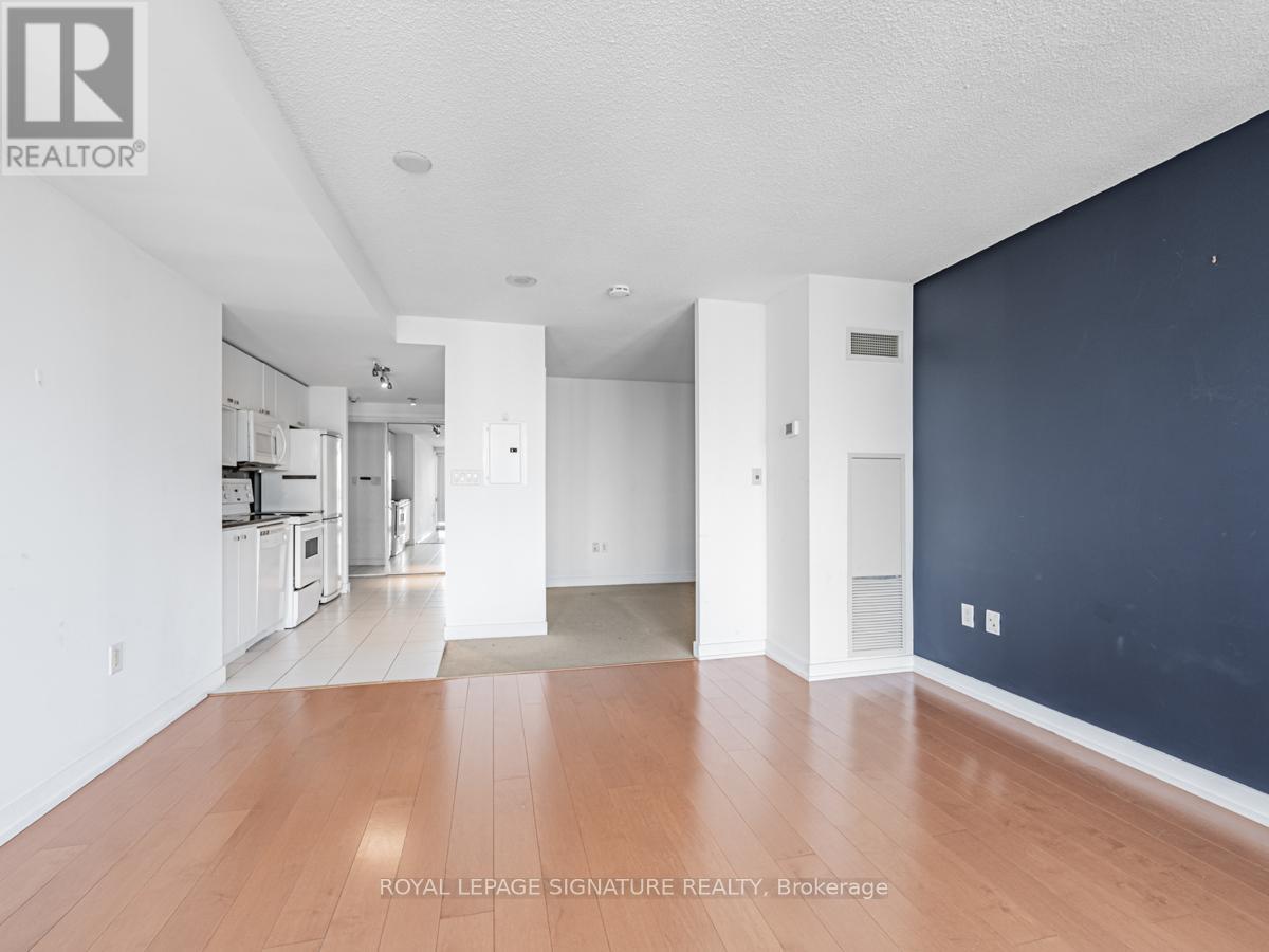 #5005 11 BRUNEL COURT - 5