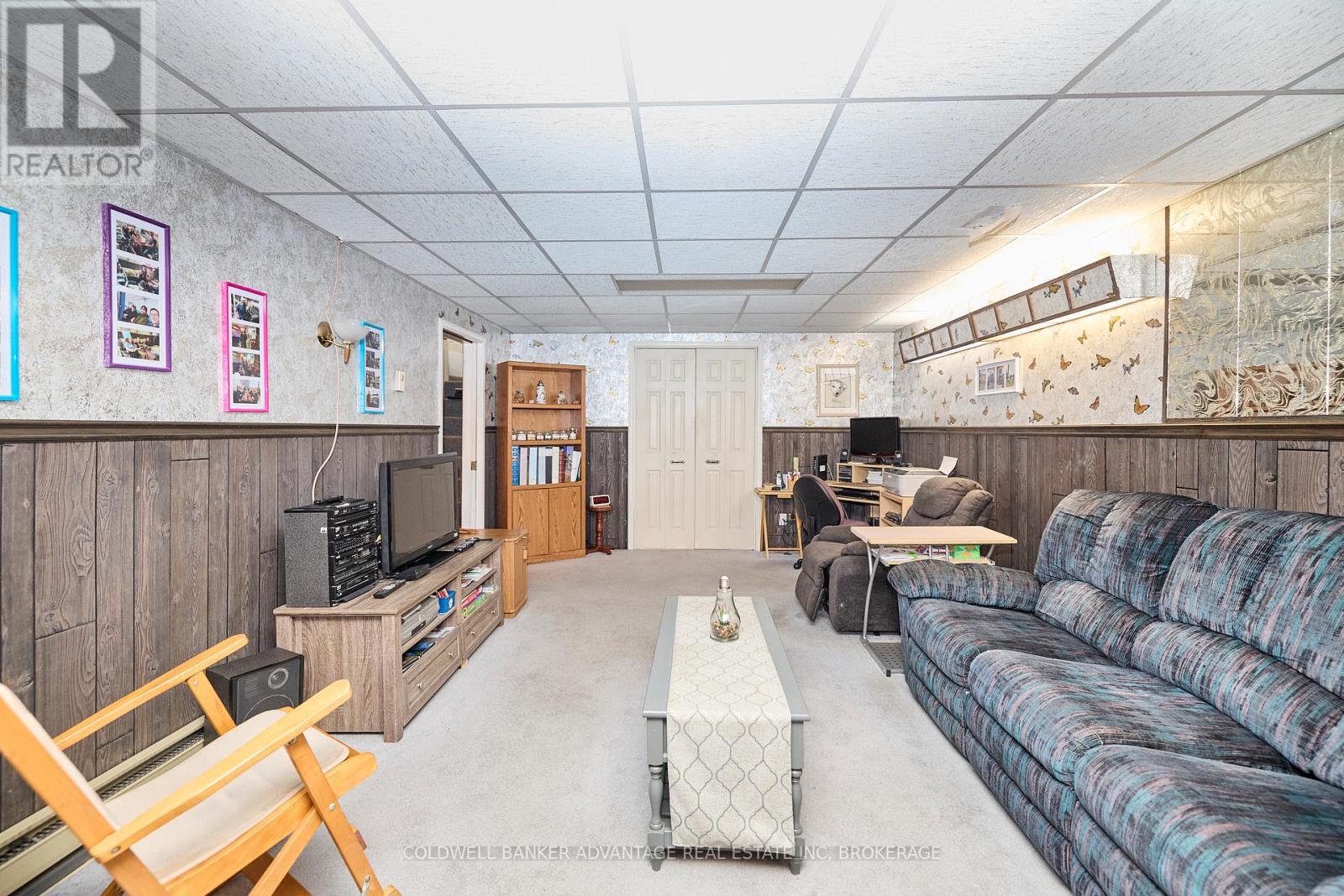 68 CAMERON AVENUE - 19