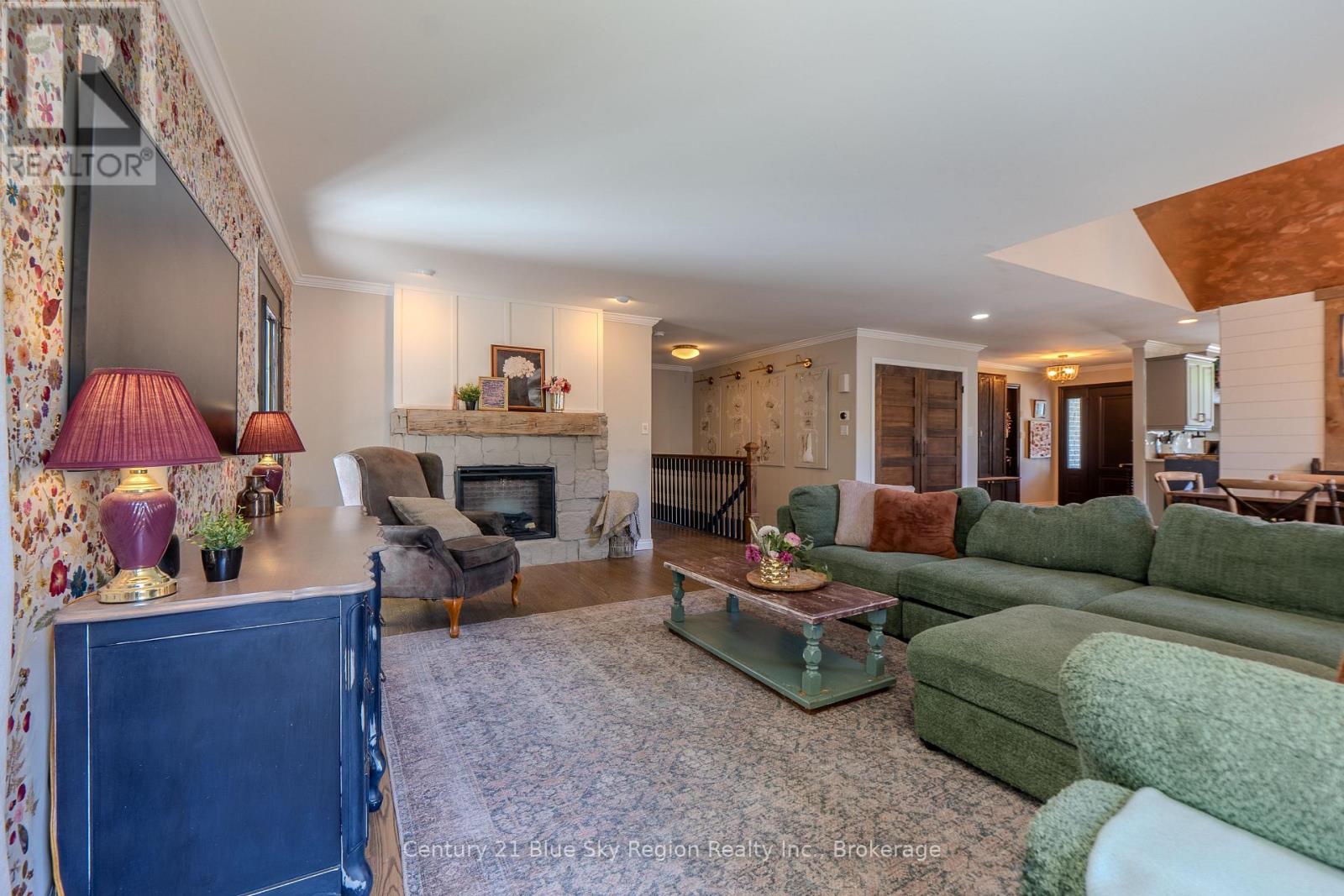 448 HOLDITCH STREET - 15