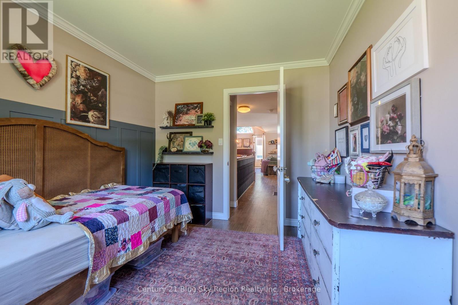 448 HOLDITCH STREET - 24