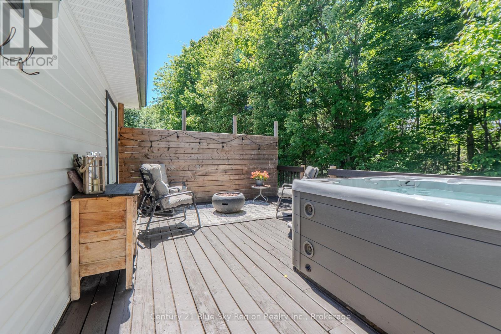 448 HOLDITCH STREET - 39