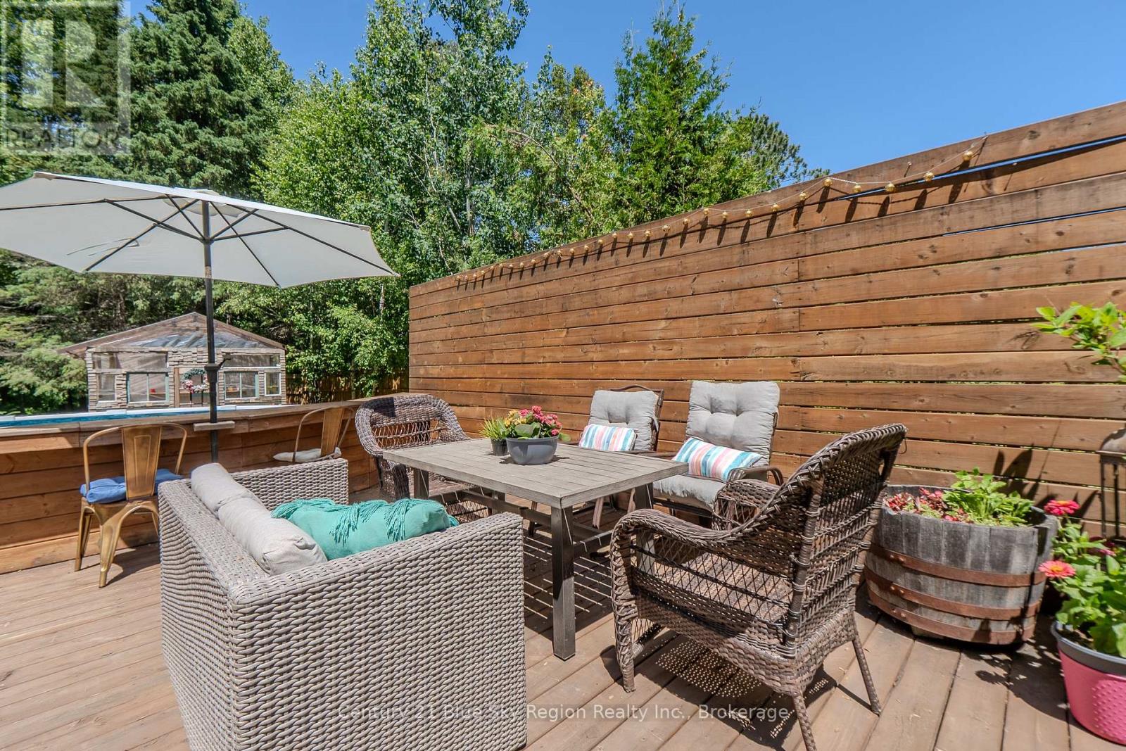448 HOLDITCH STREET - 42