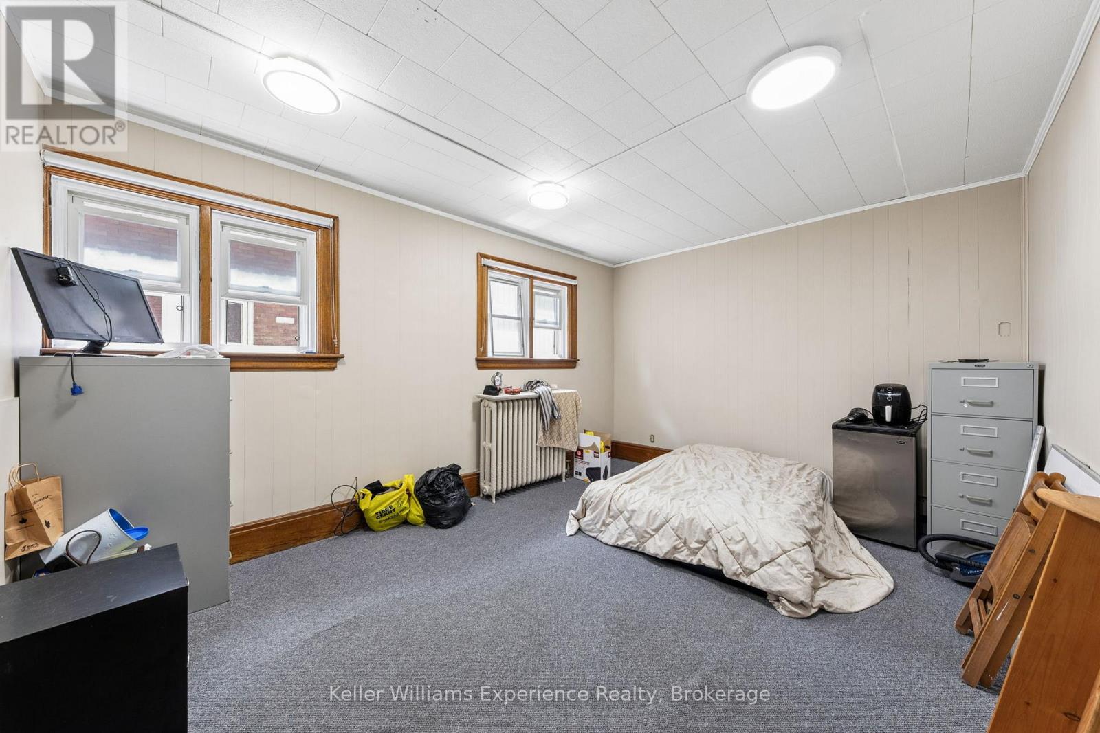 390 KING STREET - 9