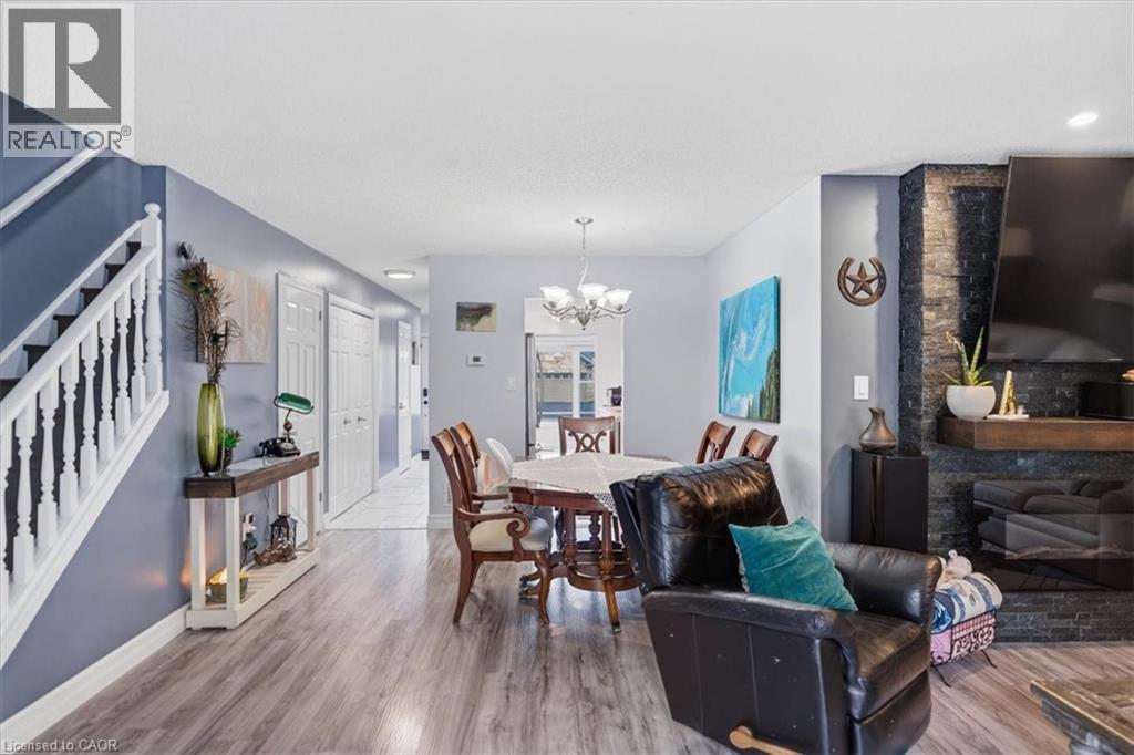 4804 JOHN Street - 10