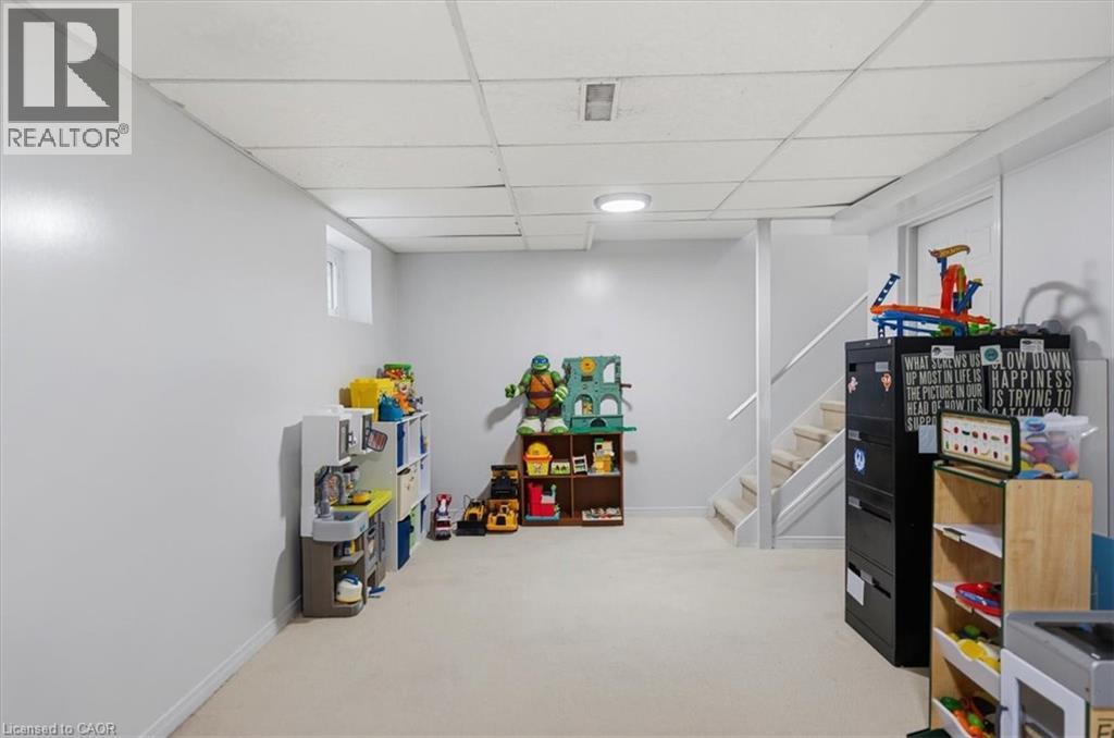4804 JOHN Street - 22
