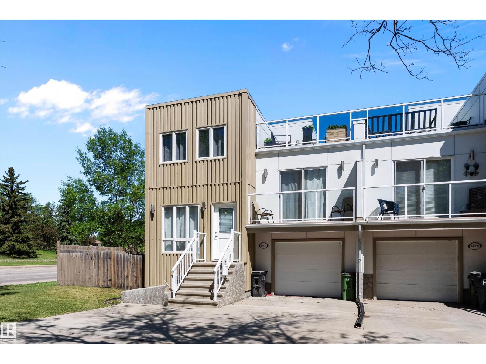 14832 103 Ave NW - 2