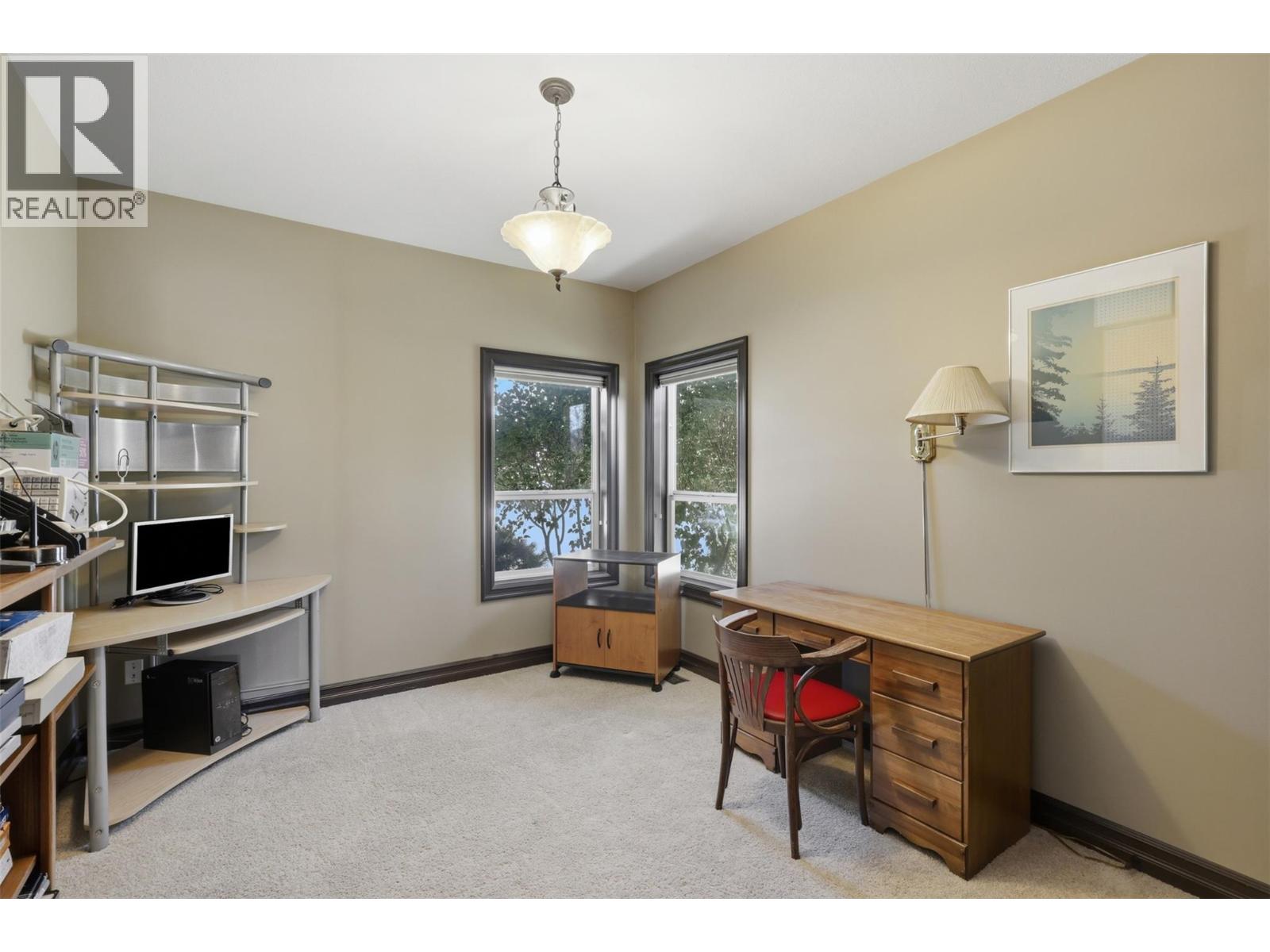 500 STONERIDGE Drive - 18