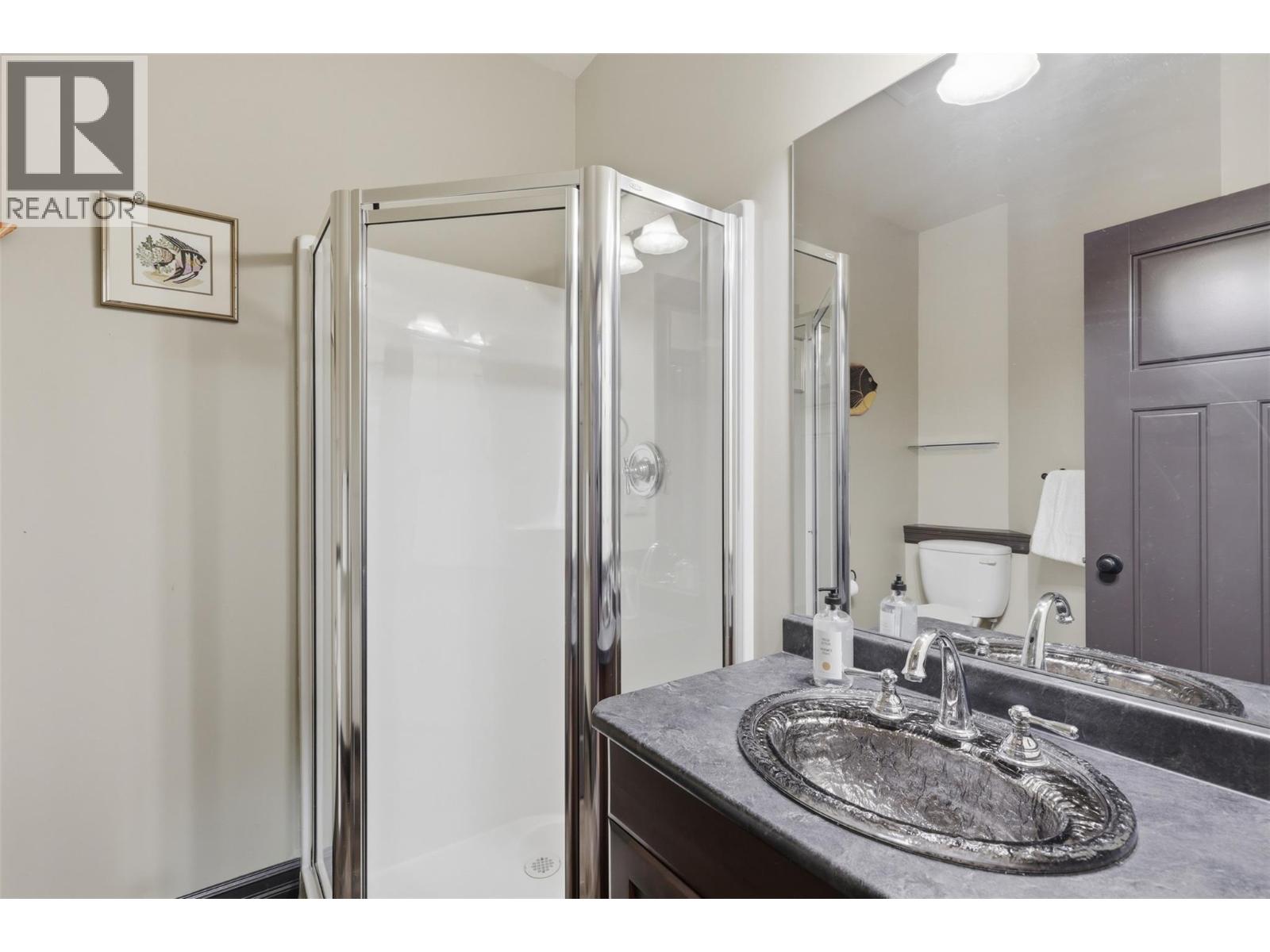 500 STONERIDGE Drive - 37