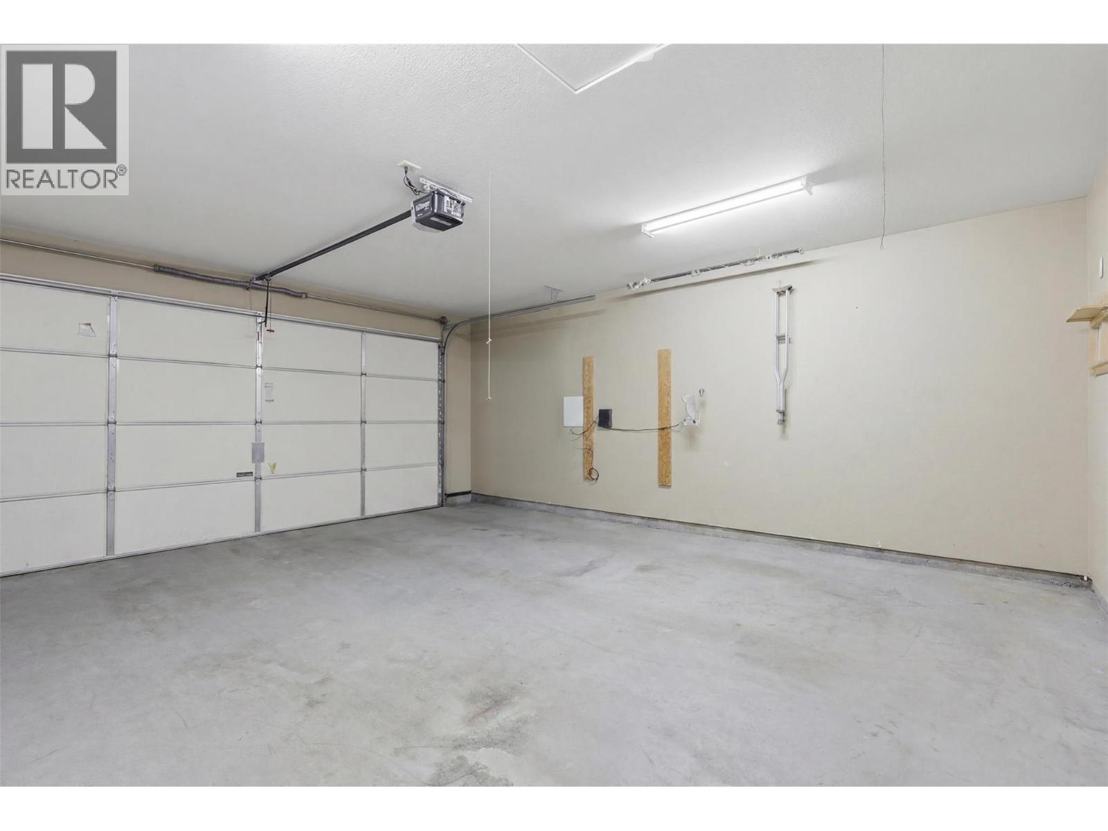 500 STONERIDGE Drive - 40