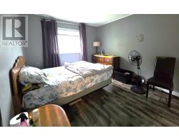 52 Carmen Avenue thumbnail 11
