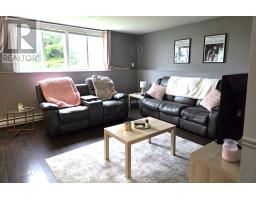 52 Carmen Avenue thumbnail 15