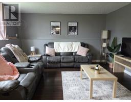 52 Carmen Avenue thumbnail 16