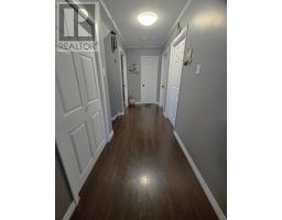 52 Carmen Avenue thumbnail 18