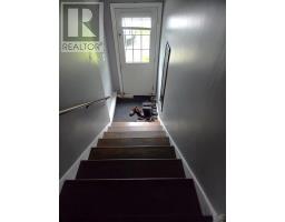52 Carmen Avenue thumbnail 3