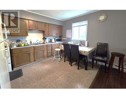 52 Carmen Avenue thumbnail 6