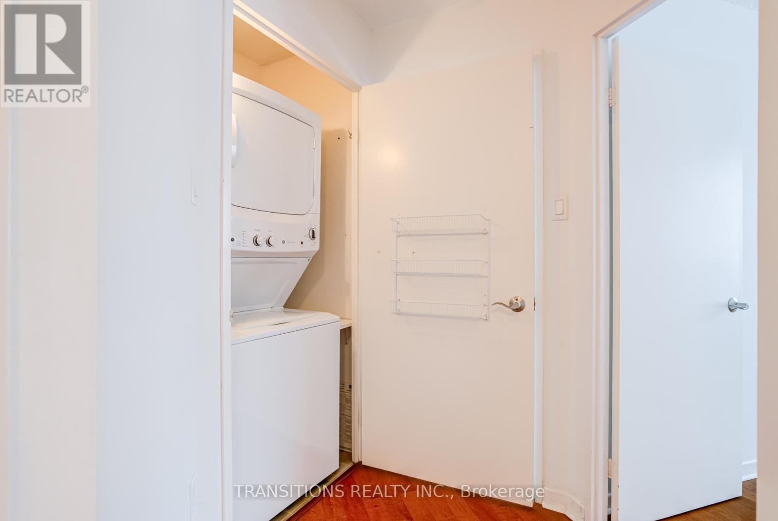 #610 25 MAITLAND STREET - 22