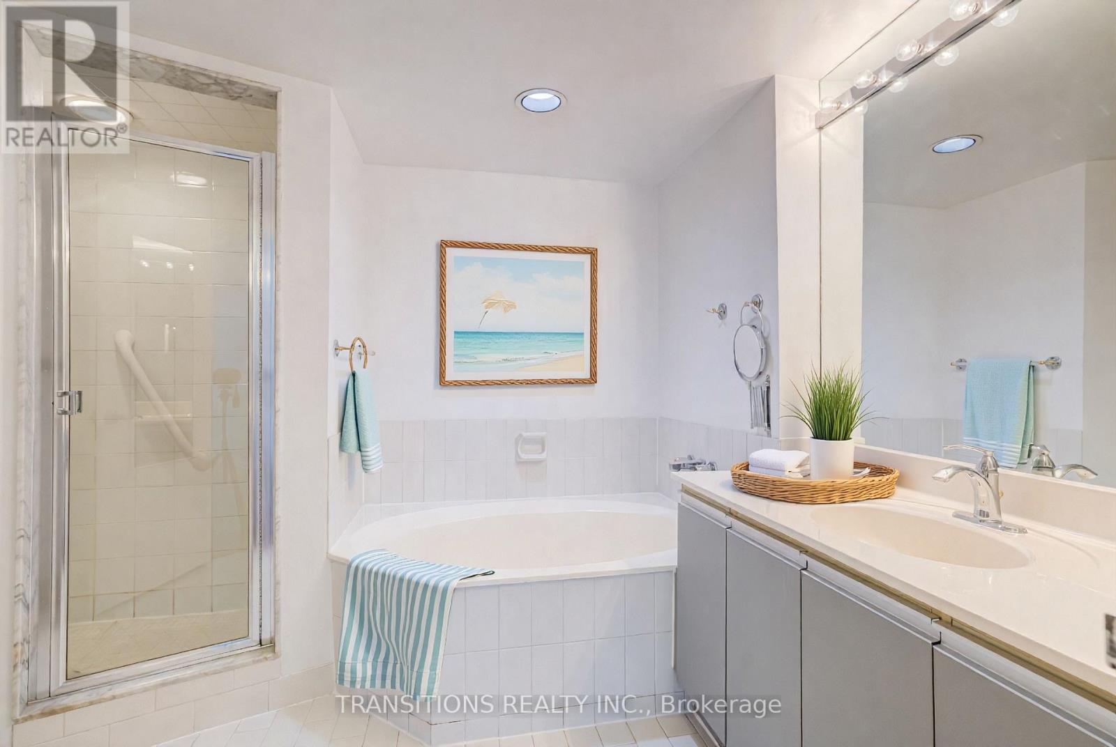 #610 25 MAITLAND STREET - Image 8