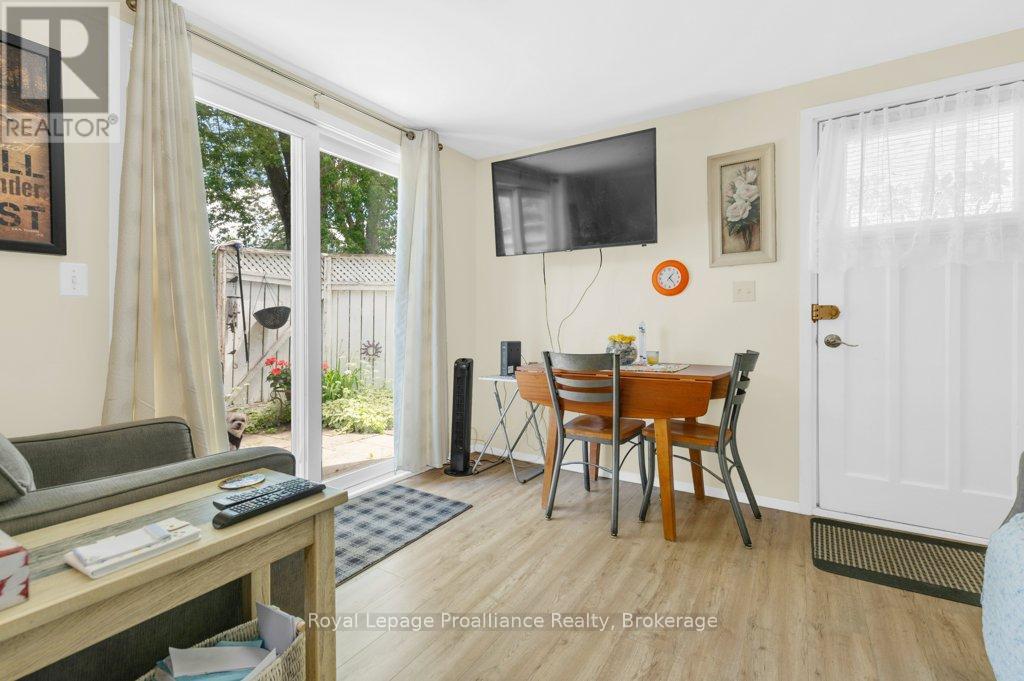 267 FOSTER AVENUE - 19