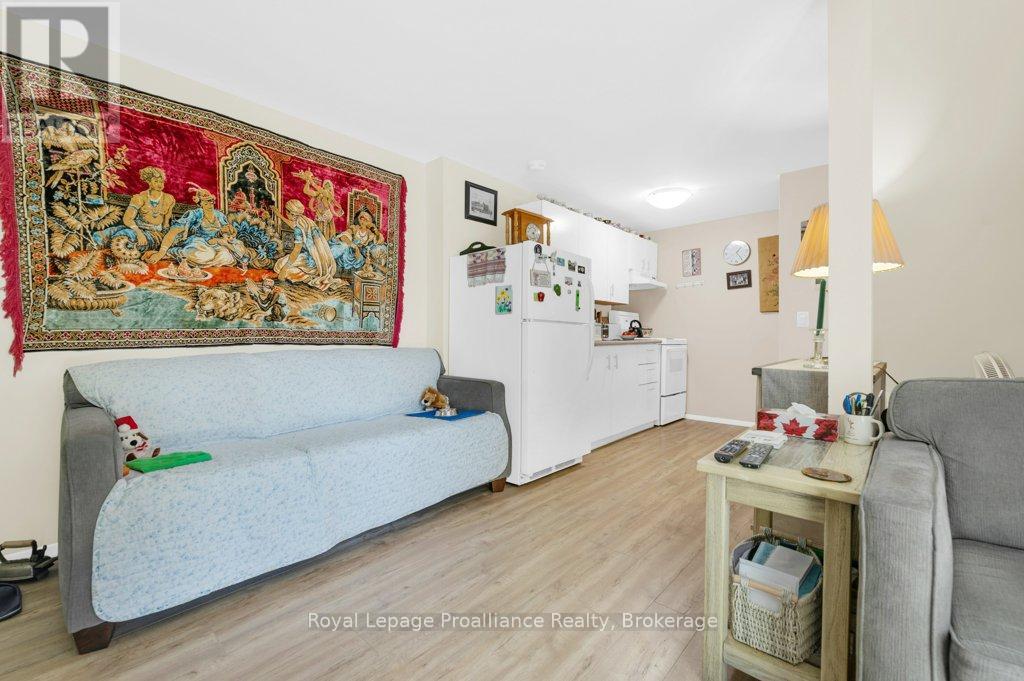 267 FOSTER AVENUE - 20