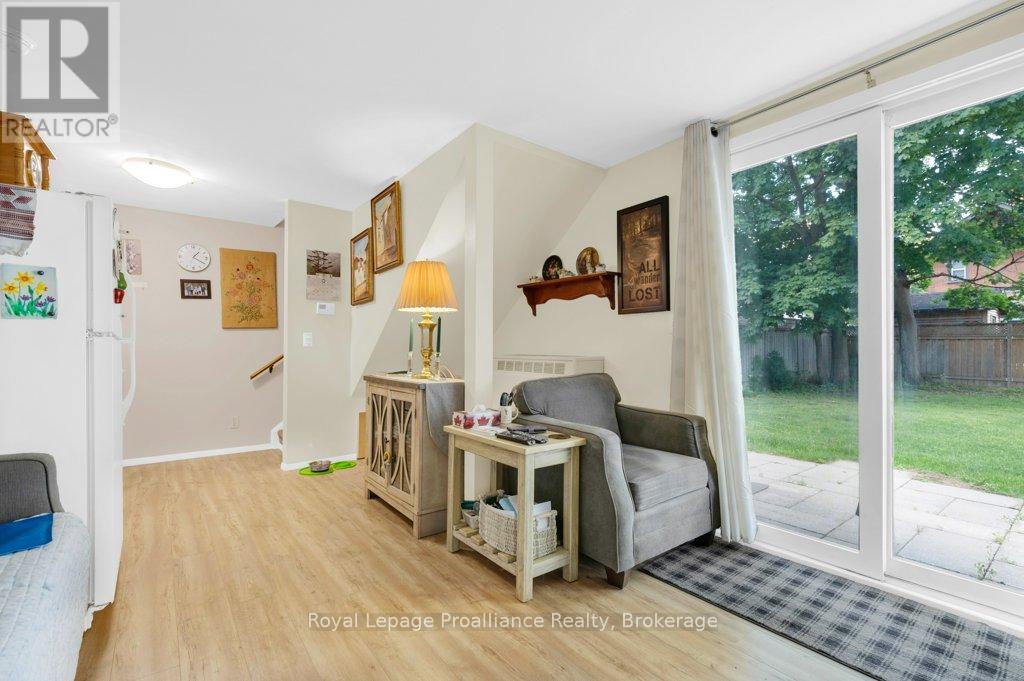 267 FOSTER AVENUE - 21