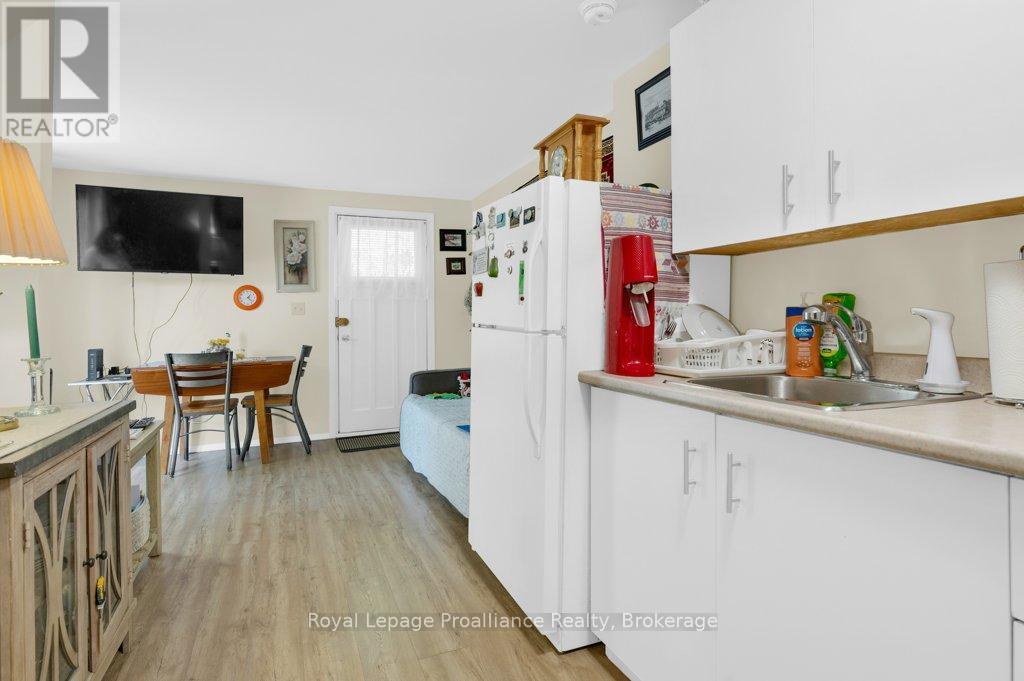 267 FOSTER AVENUE - 24