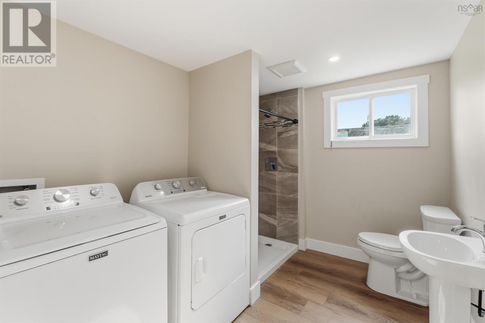 Property 22 of 28 of 9 Gordon Street