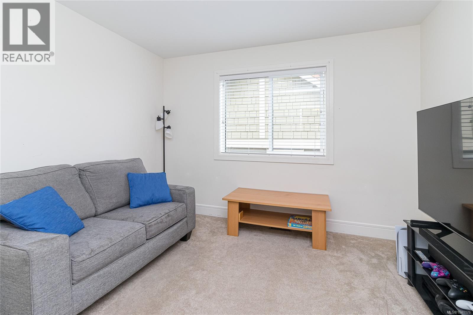 1166 Bombardier Cres - 19