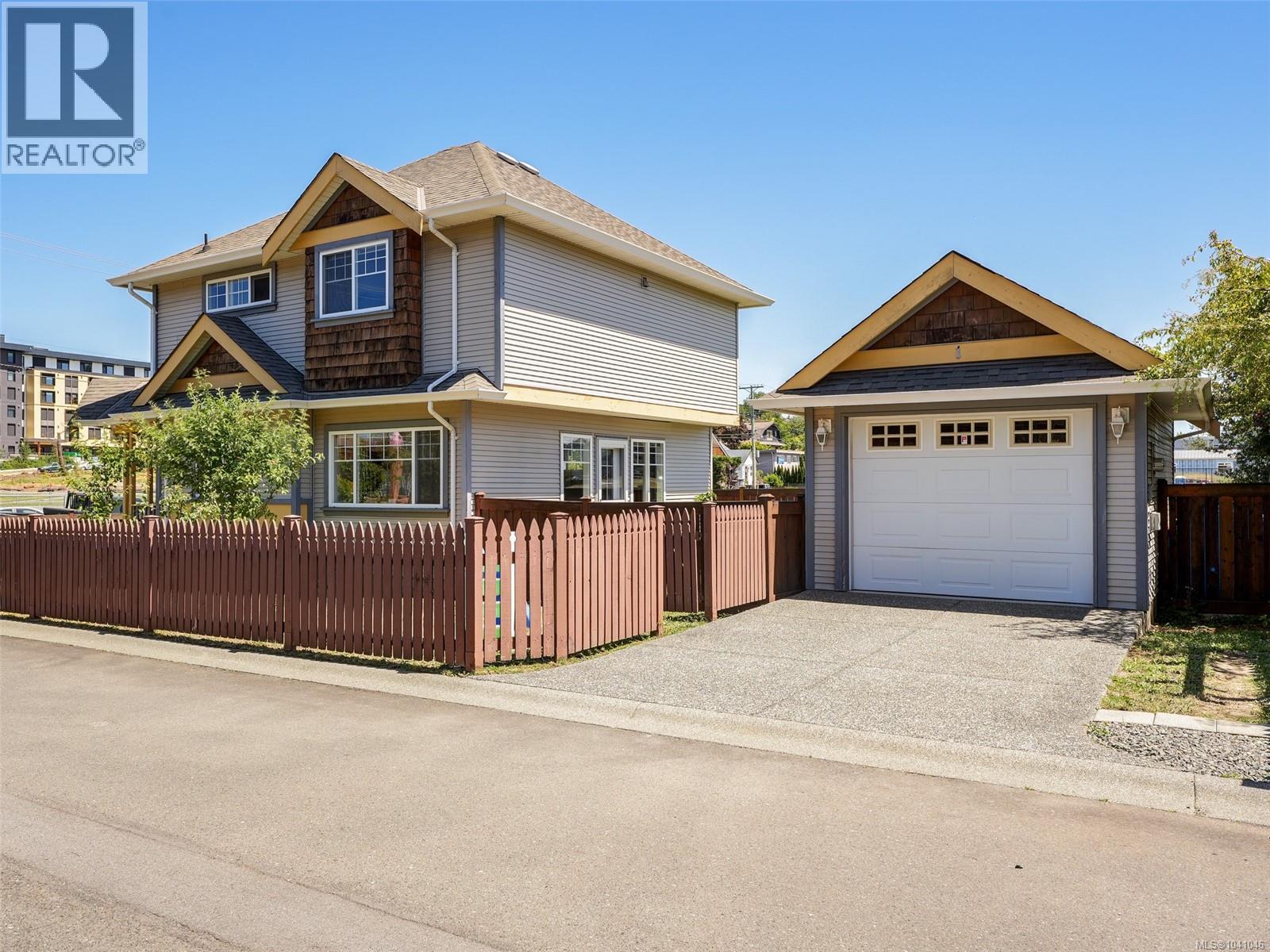#1 921 Colville Rd - 24
