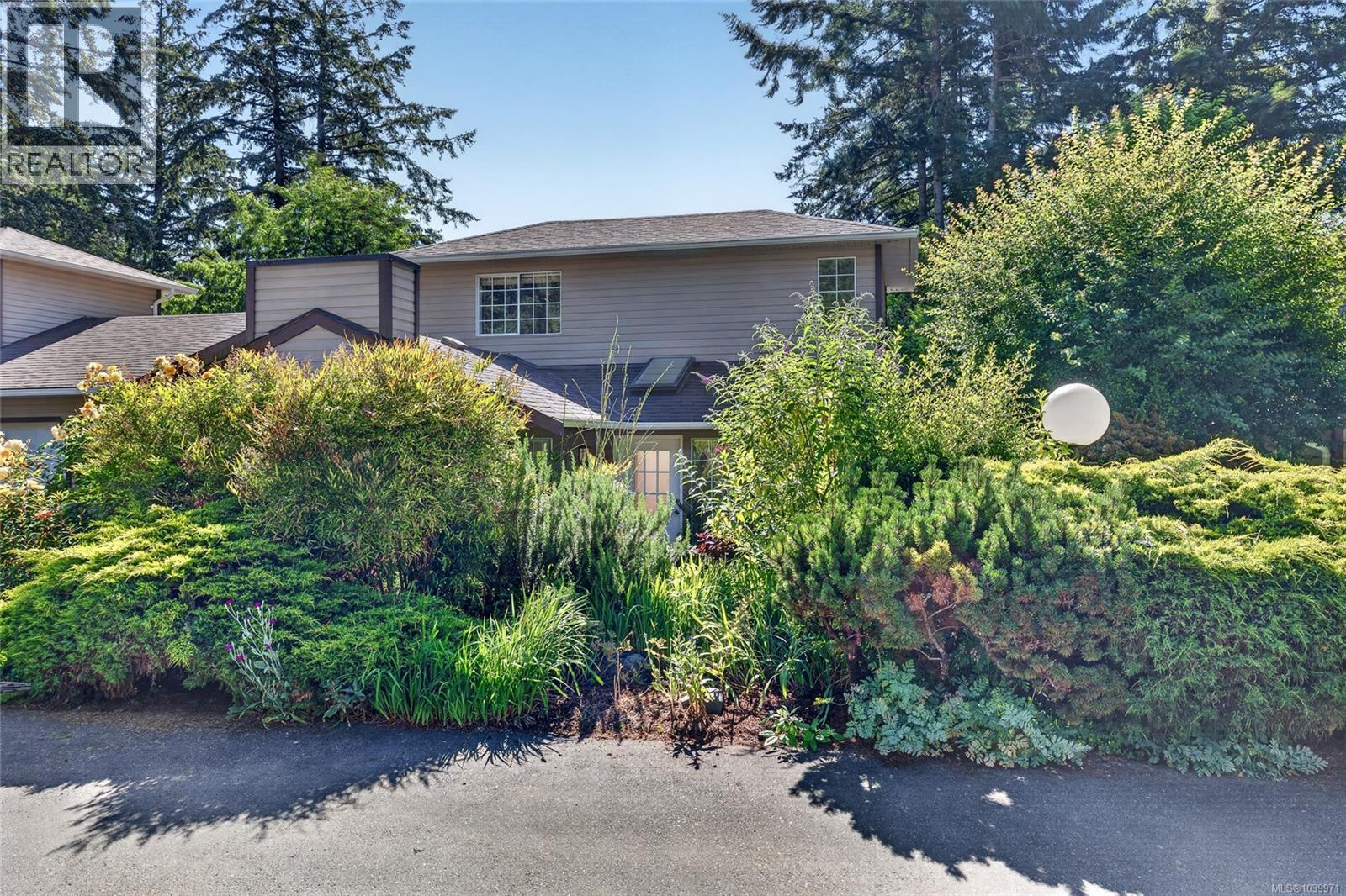 #4 124 Valhalla Rd - 26