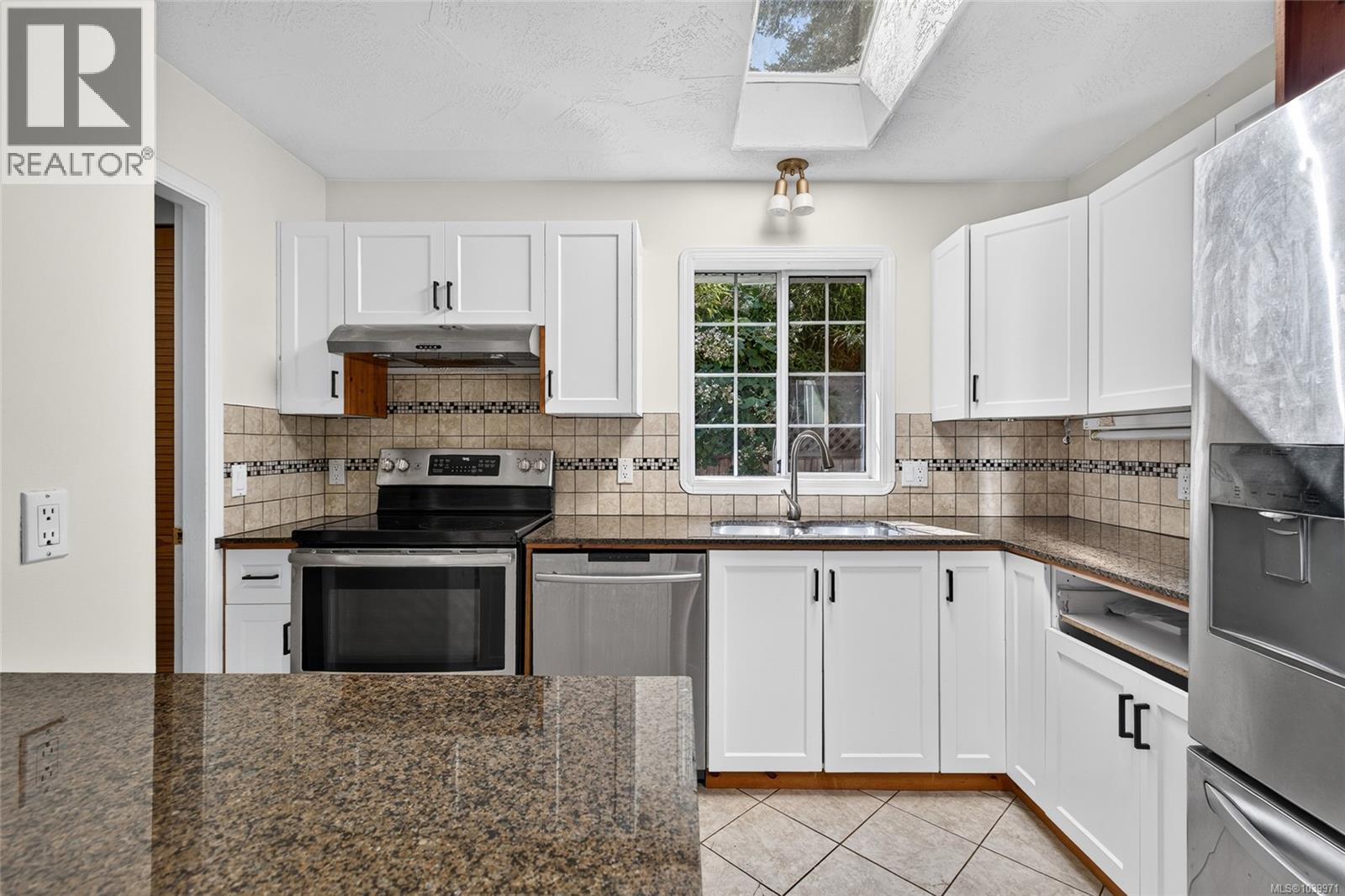 #4 124 Valhalla Rd - Image 6