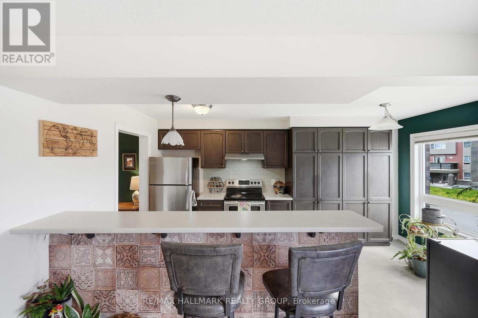 88 FEATHERTOP LANE - 12