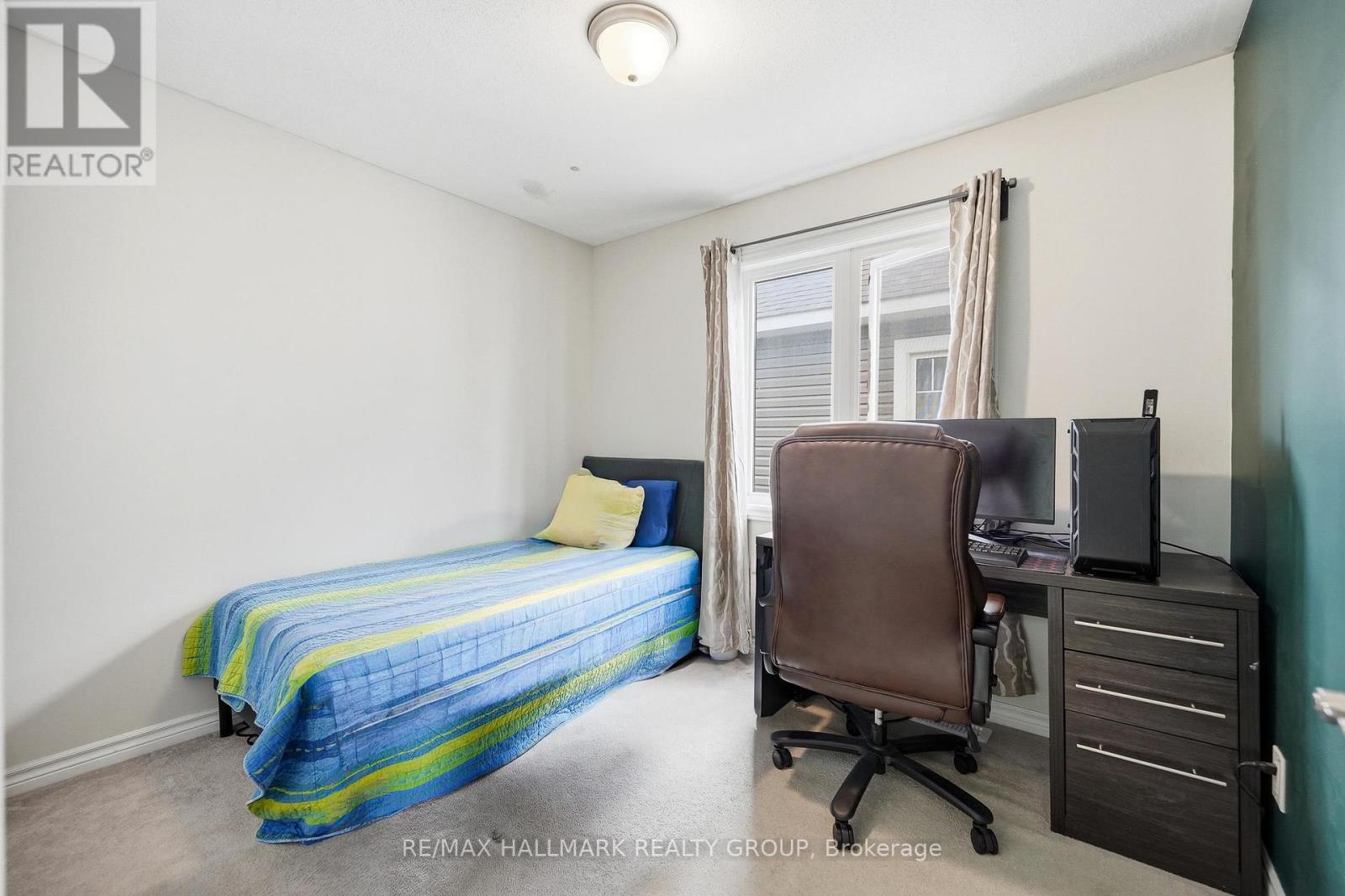88 FEATHERTOP LANE - 21