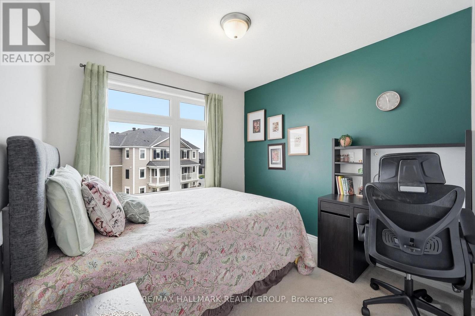 88 FEATHERTOP LANE - 20