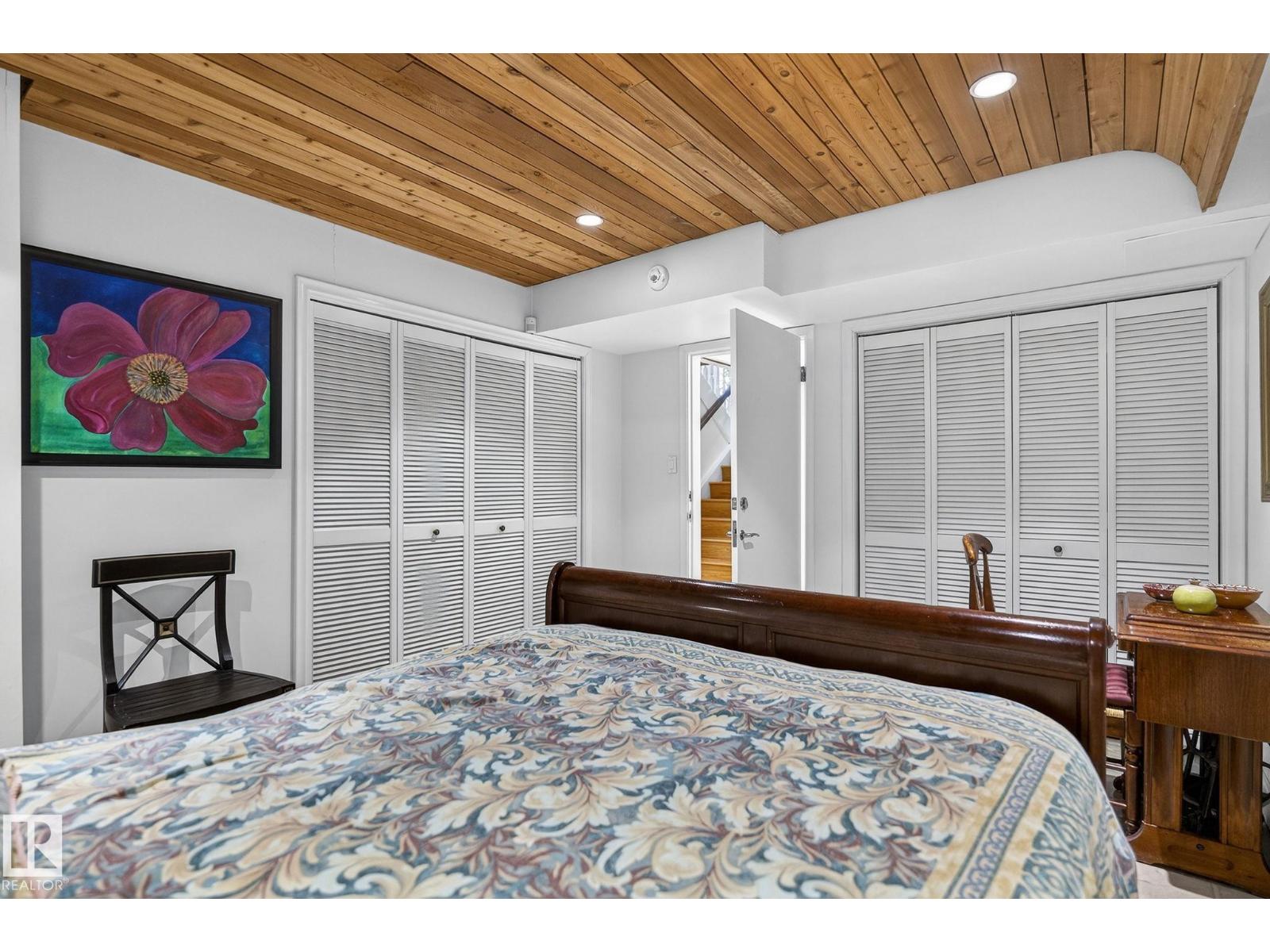 10235 134 ST NW NW - 48