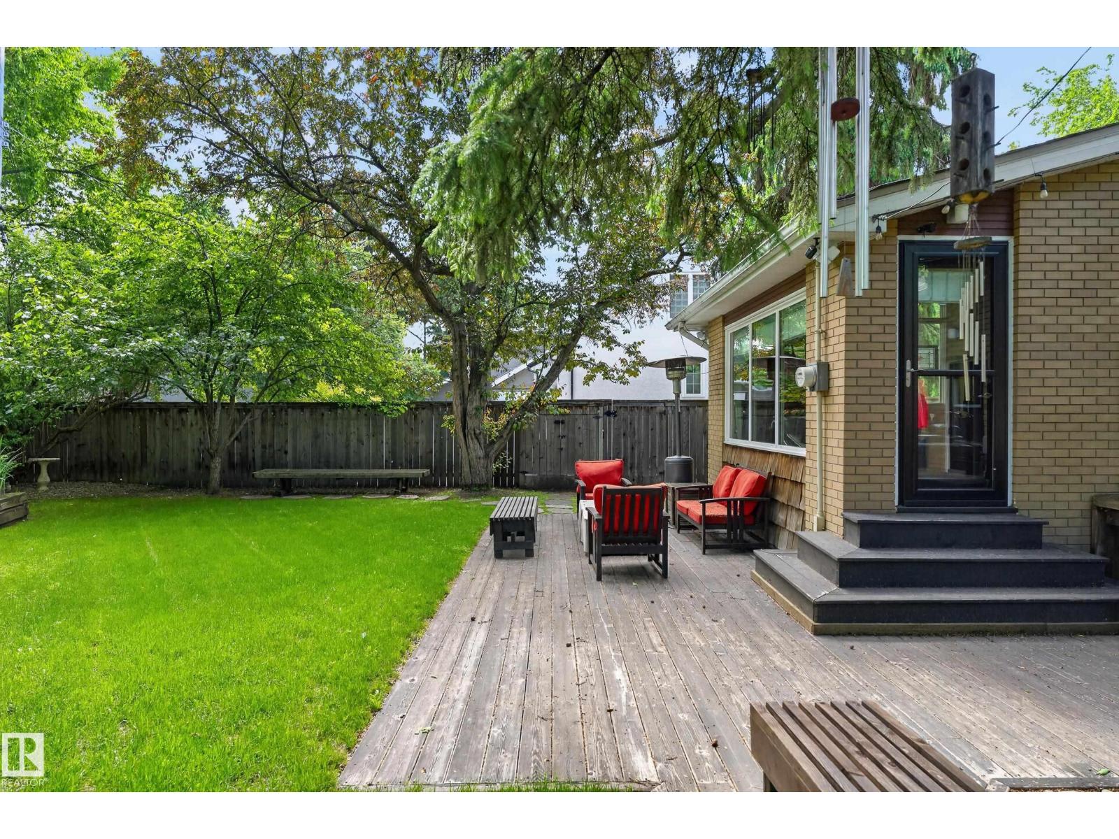 10235 134 ST NW NW - 55