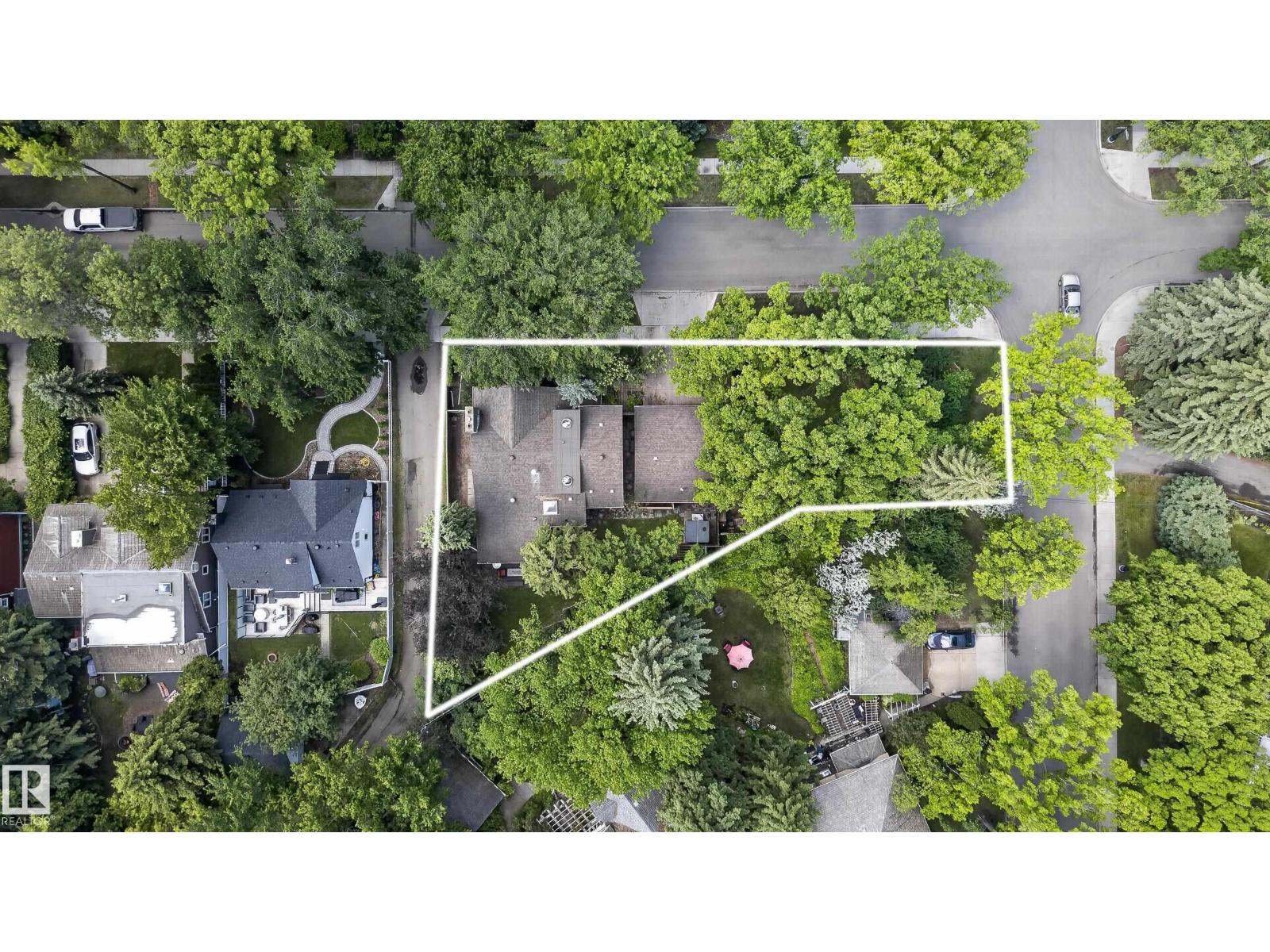 10235 134 ST NW NW - 75