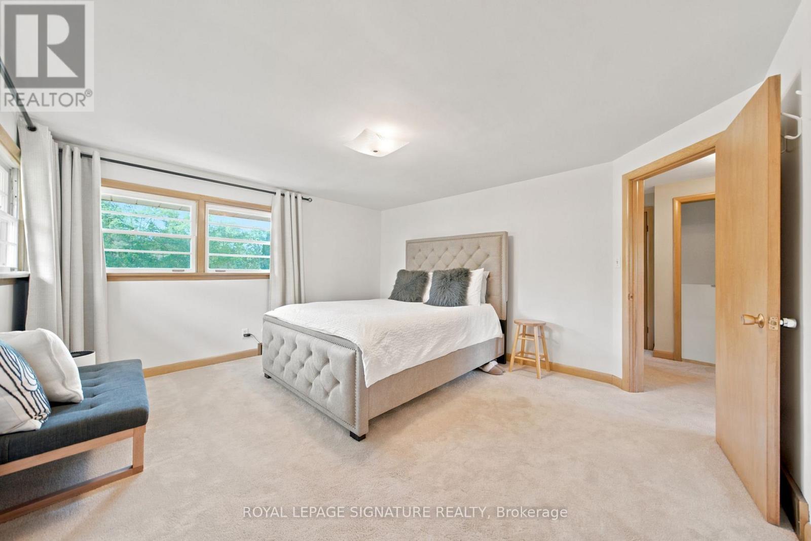 308 SOUTH COURT S - 18