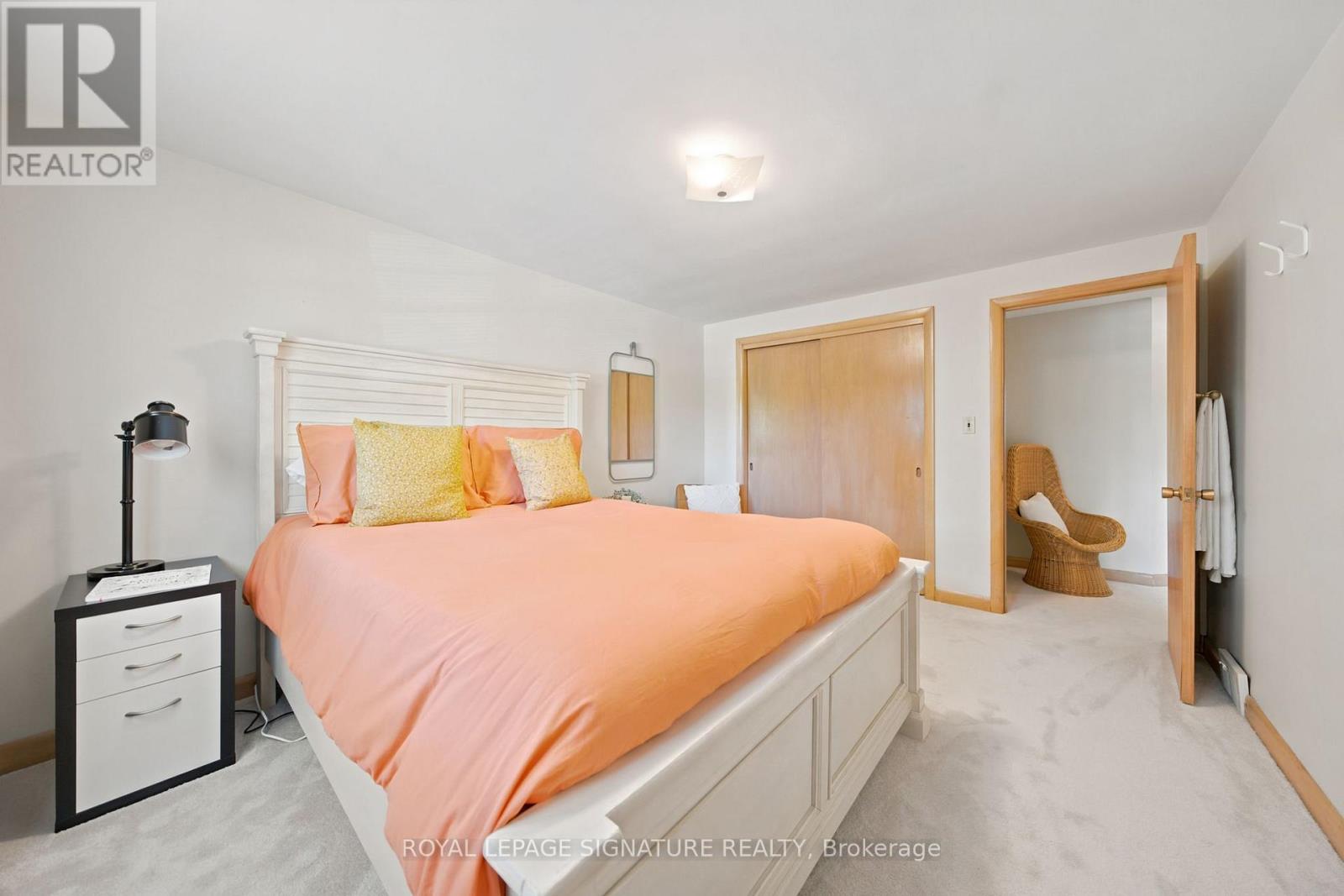 308 SOUTH COURT S - 22
