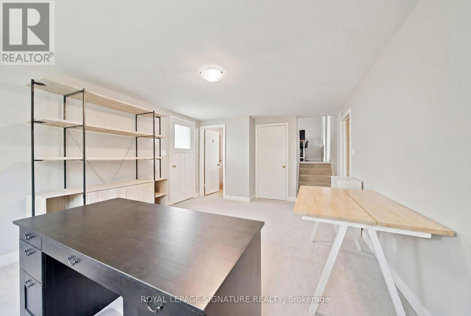 308 SOUTH COURT S - 27