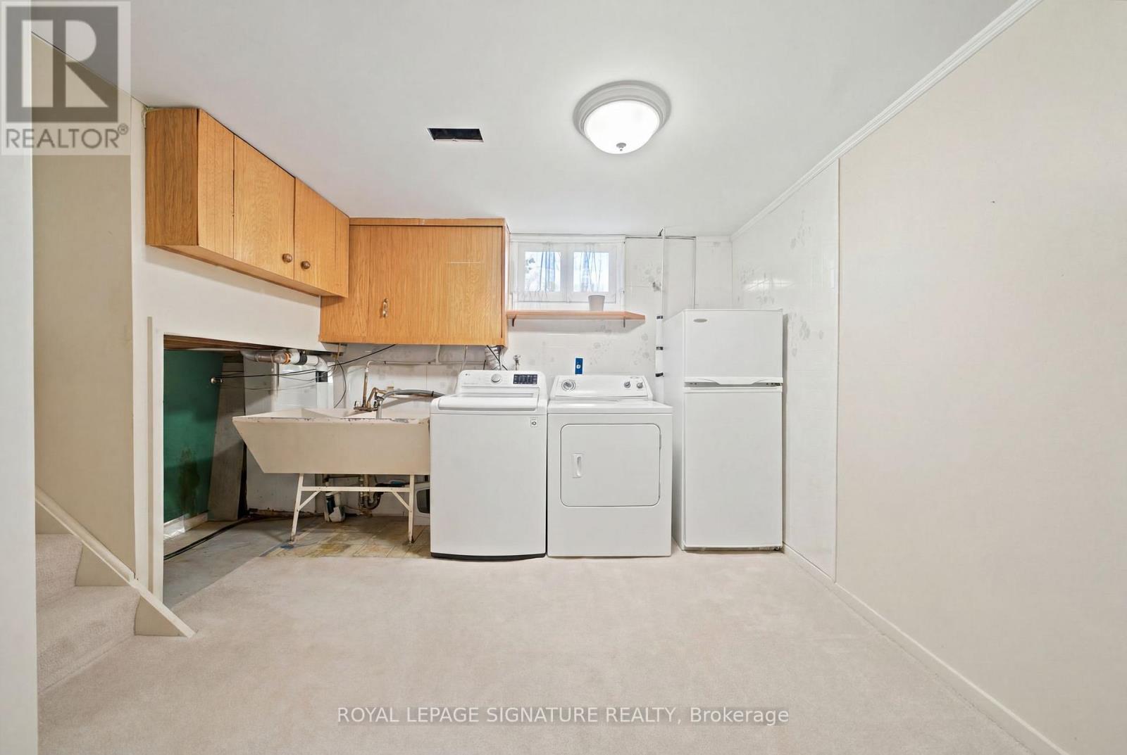 308 SOUTH COURT S - 29