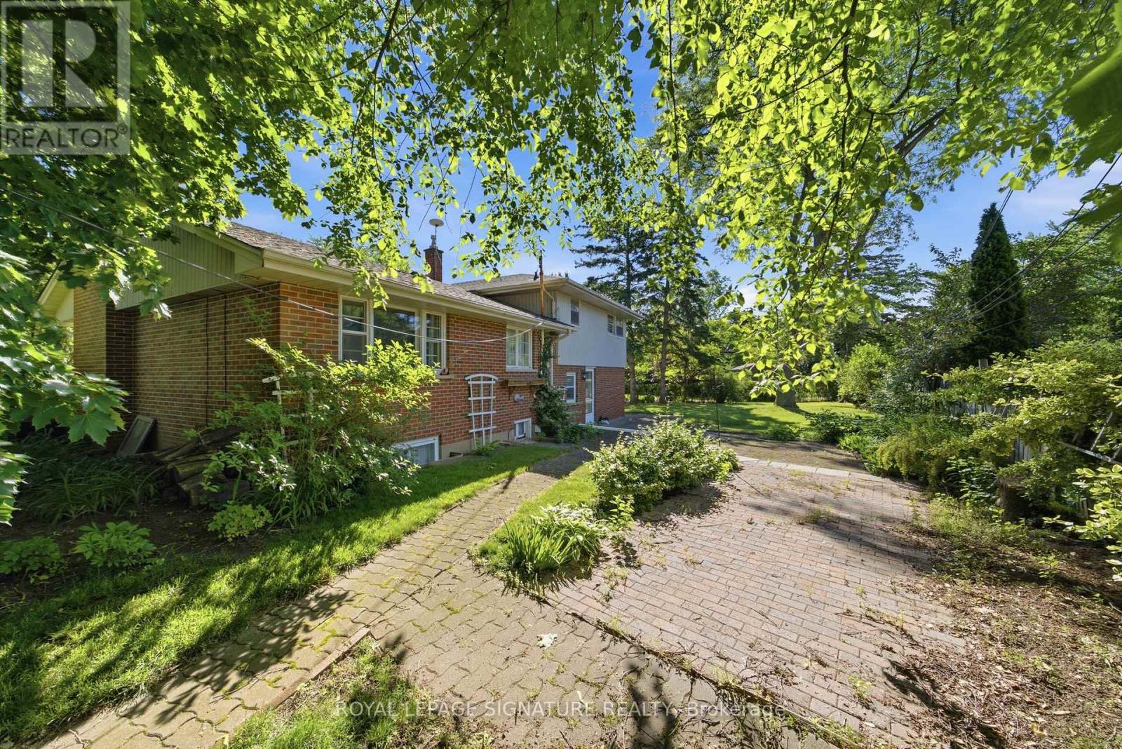 308 SOUTH COURT S - 35