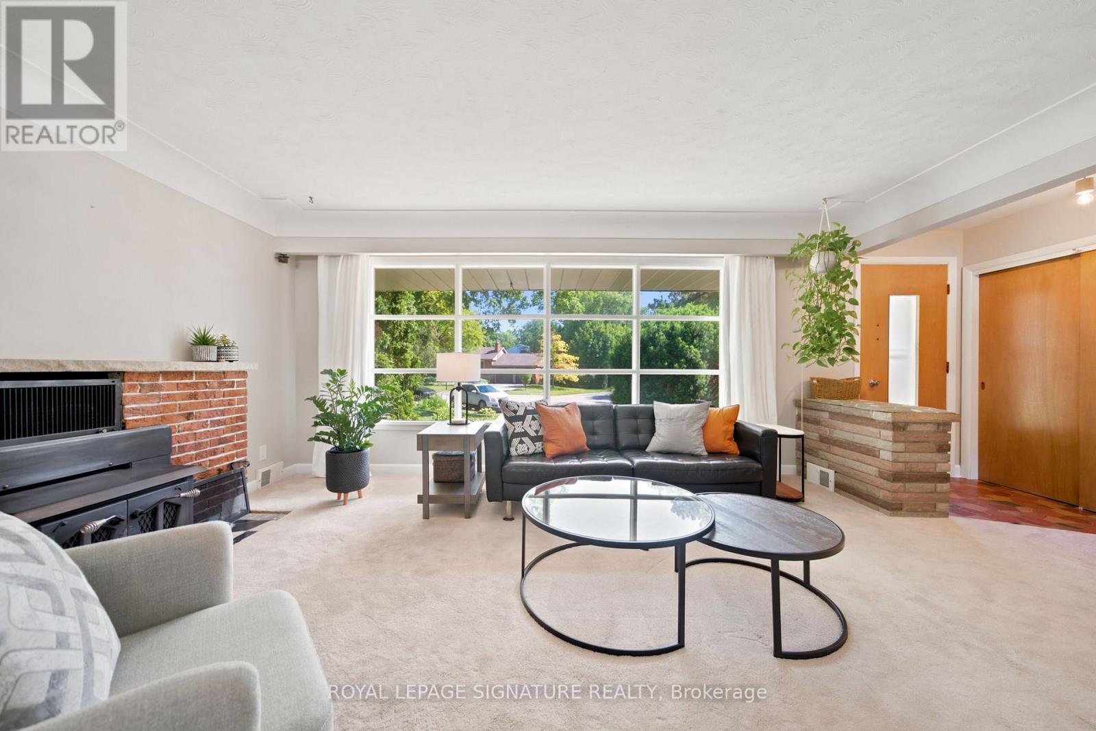 308 SOUTH COURT S - 7