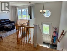 123 Gagnon Drive, photo 3