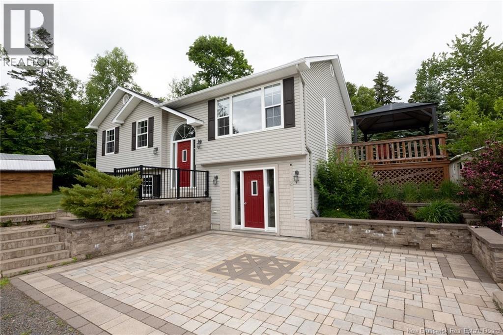 2 Christopher Crescent - 3