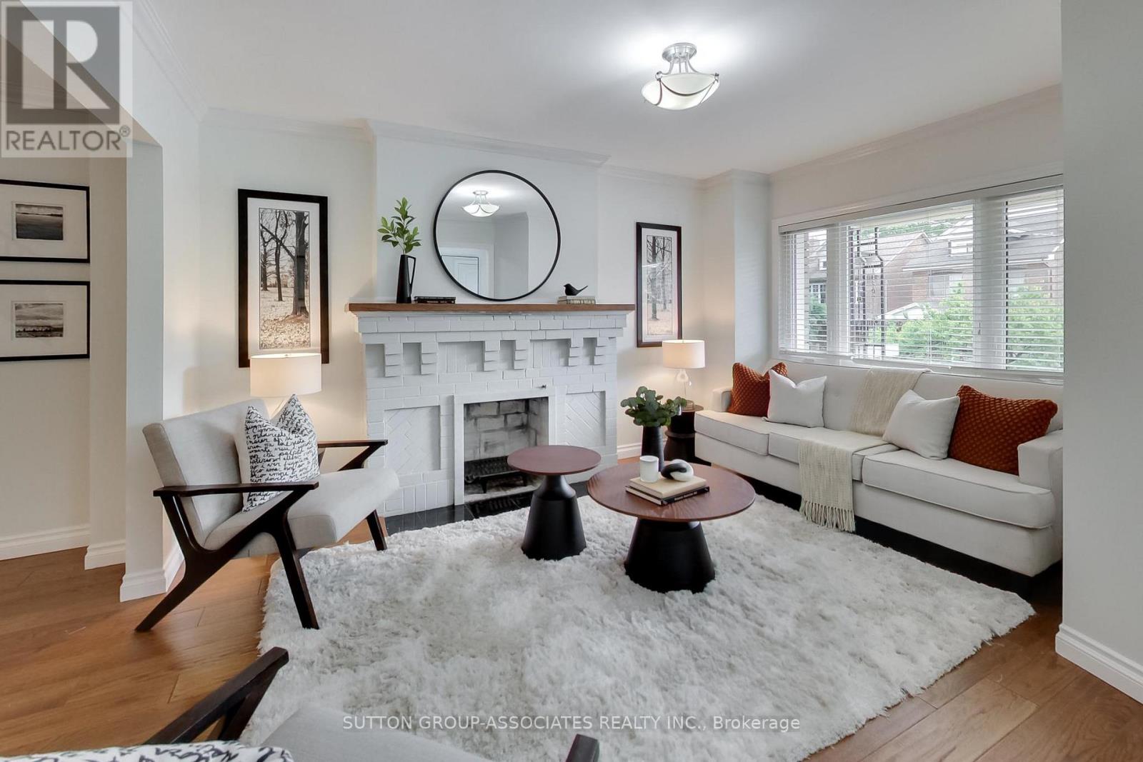 323 LAUDER AVENUE - 5