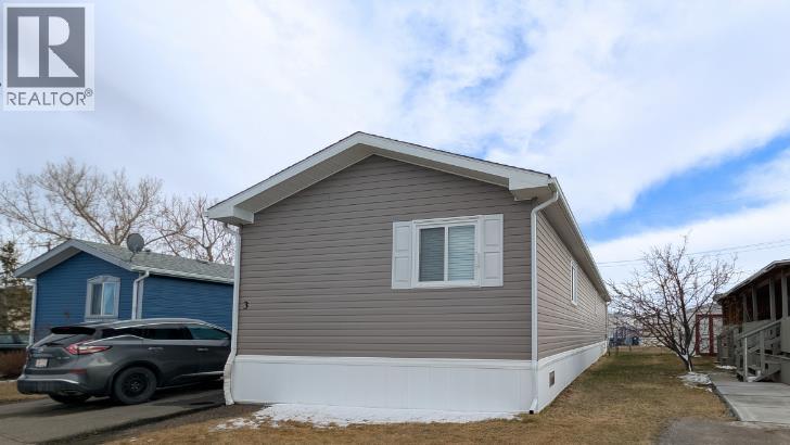 #3, 5853 4 Street W - 2