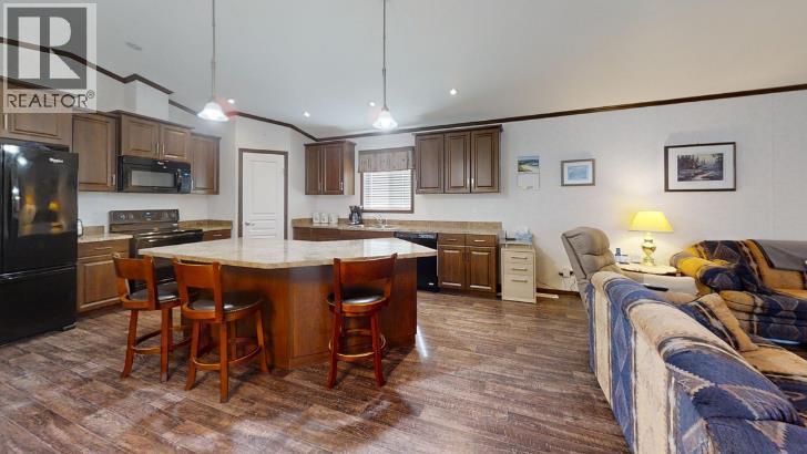 #3, 5853 4 Street W - 4